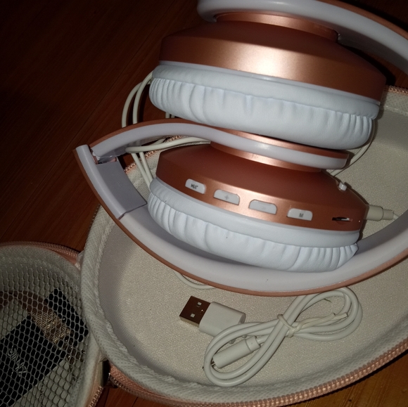 🆕✨ ZHINO✨ Rose gold headset🎧 with warranty 🎯 - Picture 5 of 9